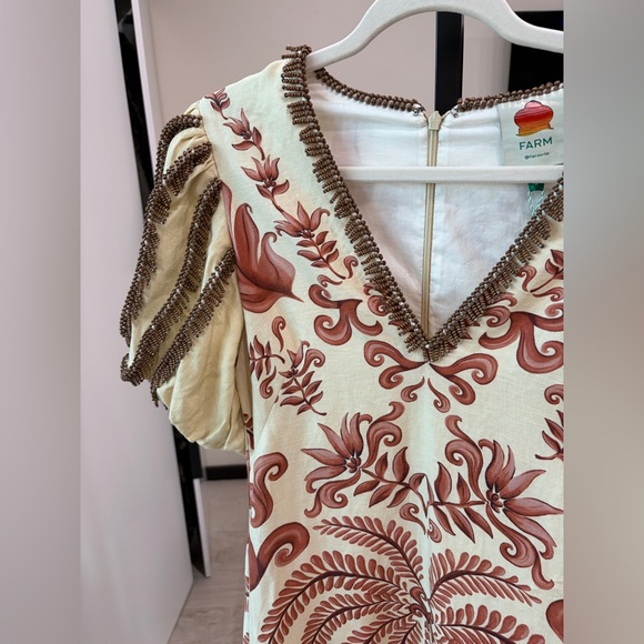 Farm Rio: Off-White Milani Euroflax™
Premium Linen Maxi Dress - Picture 8 of 11